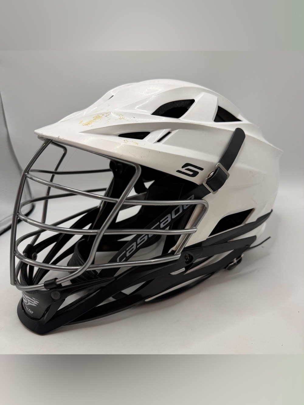 Cascade S Lacrosse Helmet White Black Adult Medium OSFM Face Mask